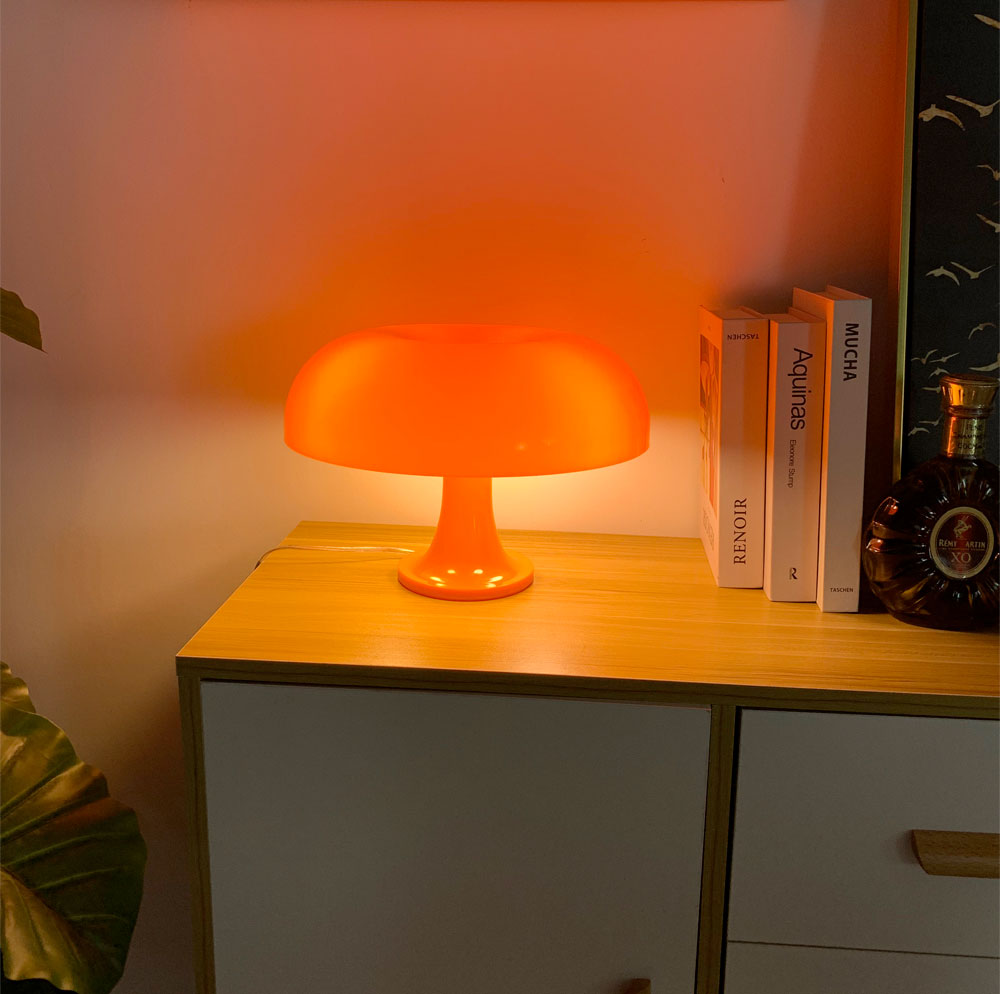The Florence Lamp - Minamilist Mushroom Table Lamp